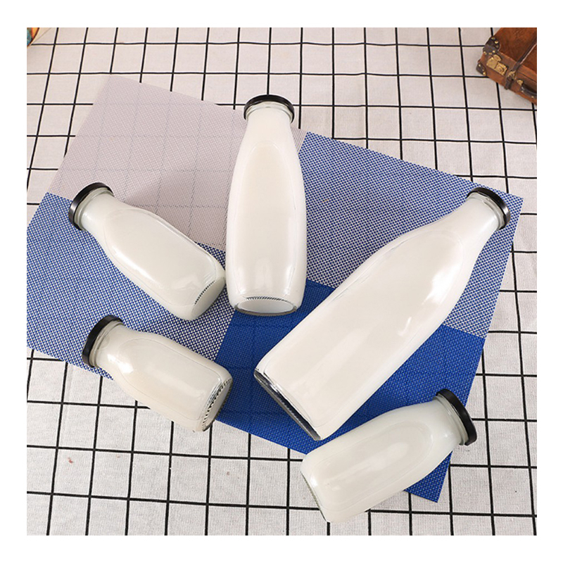 Wholesale Hot Sale 200ml 500ml 1000ml Round Glass Milk Bottles Beverage Bottles