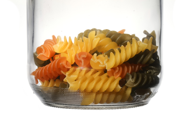 Hot Sale Custom Glass Jar Drink For Honey Jam Glassware Food Packaging With Plastic Red Lids