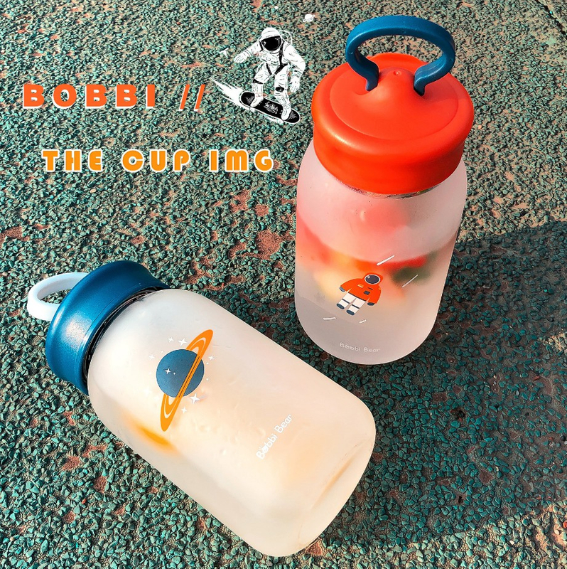 Hot Water 500ml Glass Bottles with Screw Lids Custom Logo