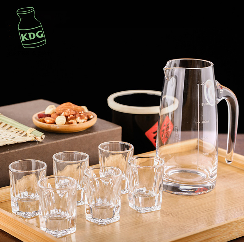 300ml Wine Glass Dispenser with 25ml Small Glass Drinking Cups