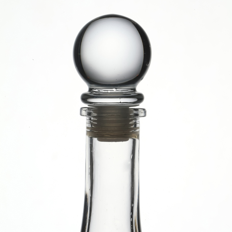 Flint Glass Liquor Bottles 500ml with Long Neck Design Wine Packaging