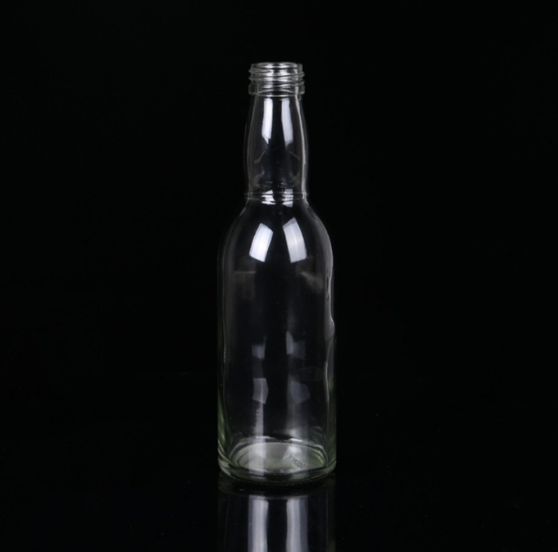 Mini 100ml Glass Wine Bottles Liquor Glass Bottles with Lids